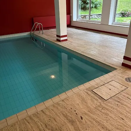 Bellevue 1, Lift 350m Apartament *