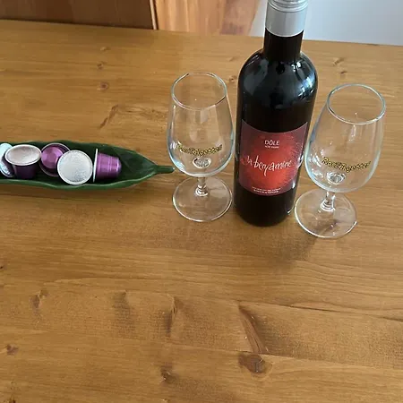 Apartament Bellevue 1, Lift 350m