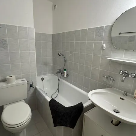 Bellevue 1, Lift 350m Apartment *
